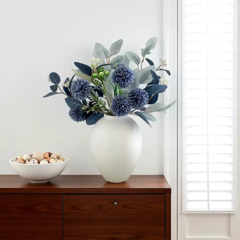 Retro Clay Pot, Medieval Style White Ceramic Vase, Flower Arrangement Decoration for Living Room, Kitchen Table Ornament