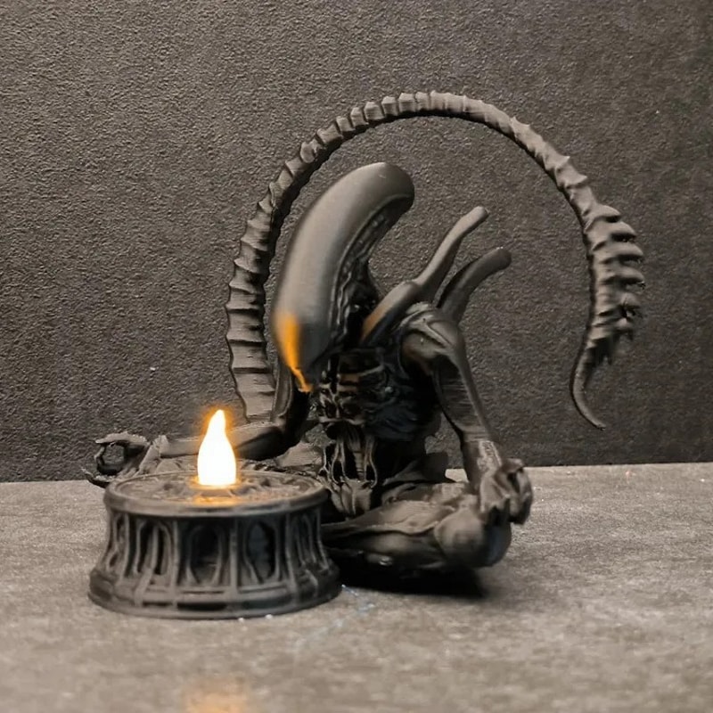 Creative Desktop Decoration, Alien-shaped Desktop Ornament, Birthday Gift Idea