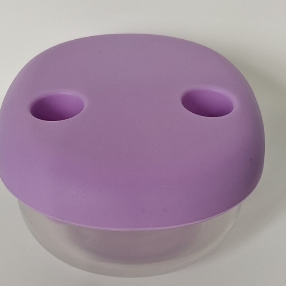 Food Storage Container, Snack Storage Box with Hands-Free Design for Camping and Home Kitchen Use