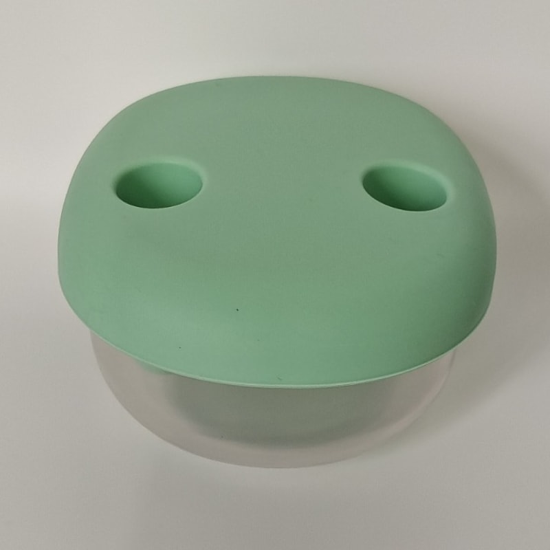 Food Storage Container, Snack Storage Box with Hands-Free Design for Camping and Home Kitchen Use