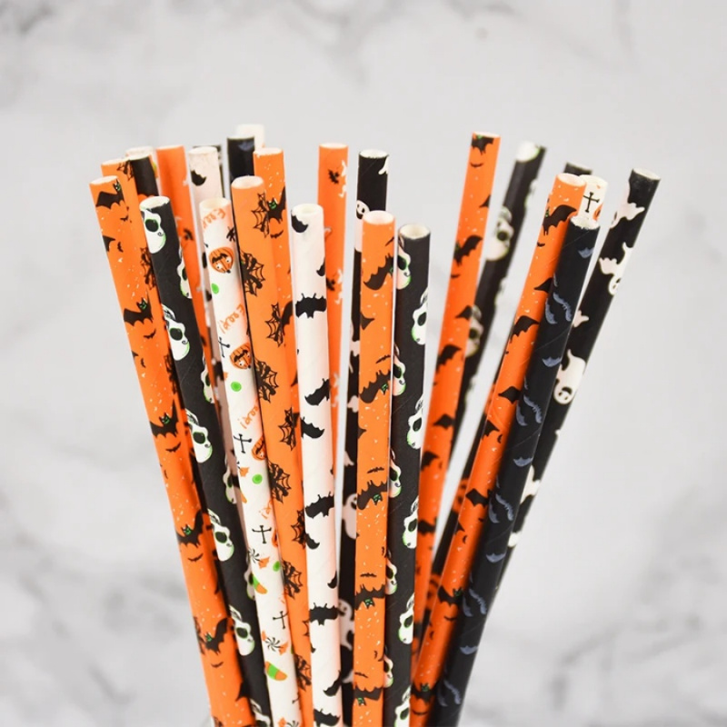 Disposable Halloween Mixed Paper Straws, Party Table Decoration for Juice and Cocktail Beverage Straws