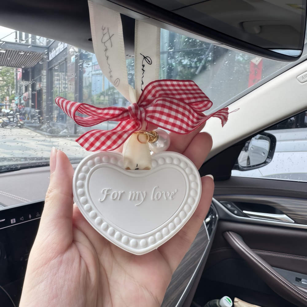Love Heart Car Air Freshener, Valentine's Day Aromatherapy Pendant, Hanging Decoration for Bathroom