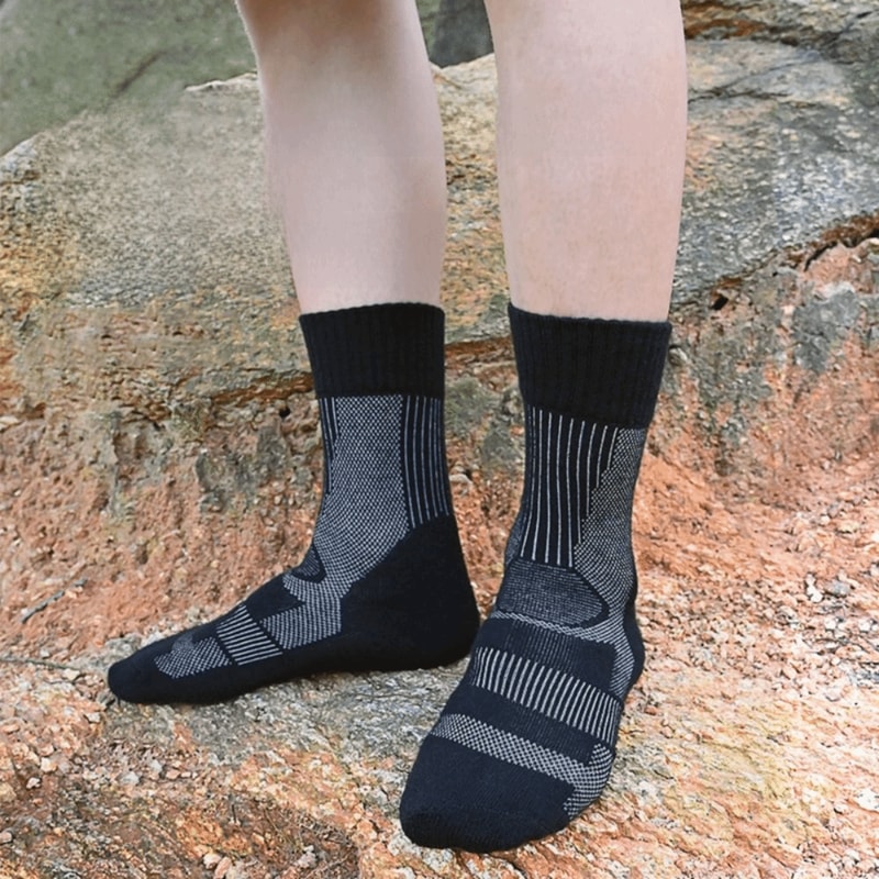 Breathable Outdoor Sports Socks, Fuzzy Merino Wool Thickened Winter Warm Socks for Men and Women