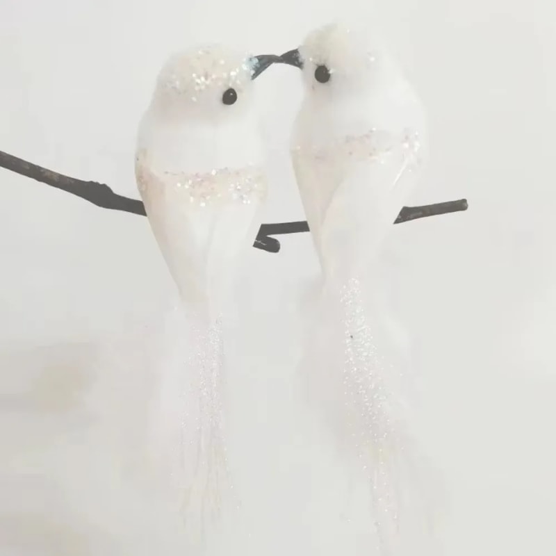 Clip-On Cardinals, Artificial Red Birds, Feathered Christmas Tree Ornaments for Garden and Holiday Decor