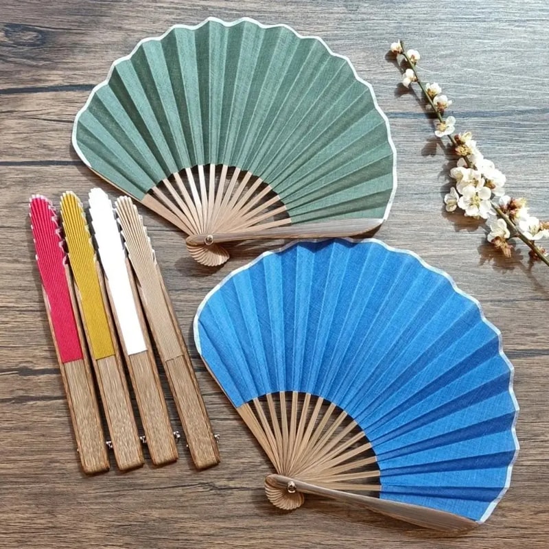 Mini Shell Fan Creative Retro Folding Hand Heat Protection Cotton Linen Cloth Handheld Fan For Wome 2