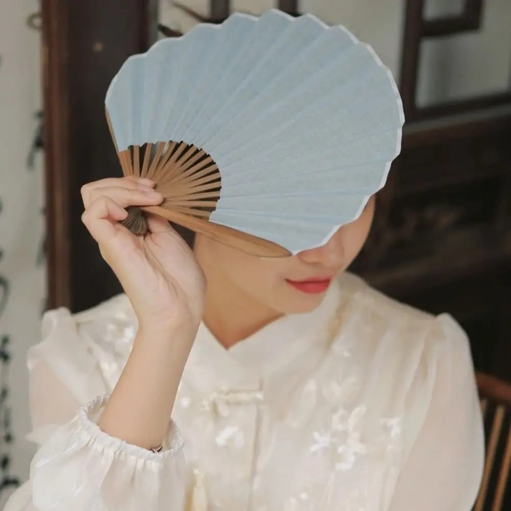 Mini Shell Fan Creative Retro Folding Hand Heat Protection Cotton Linen Cloth Handheld Fan For Wome 3