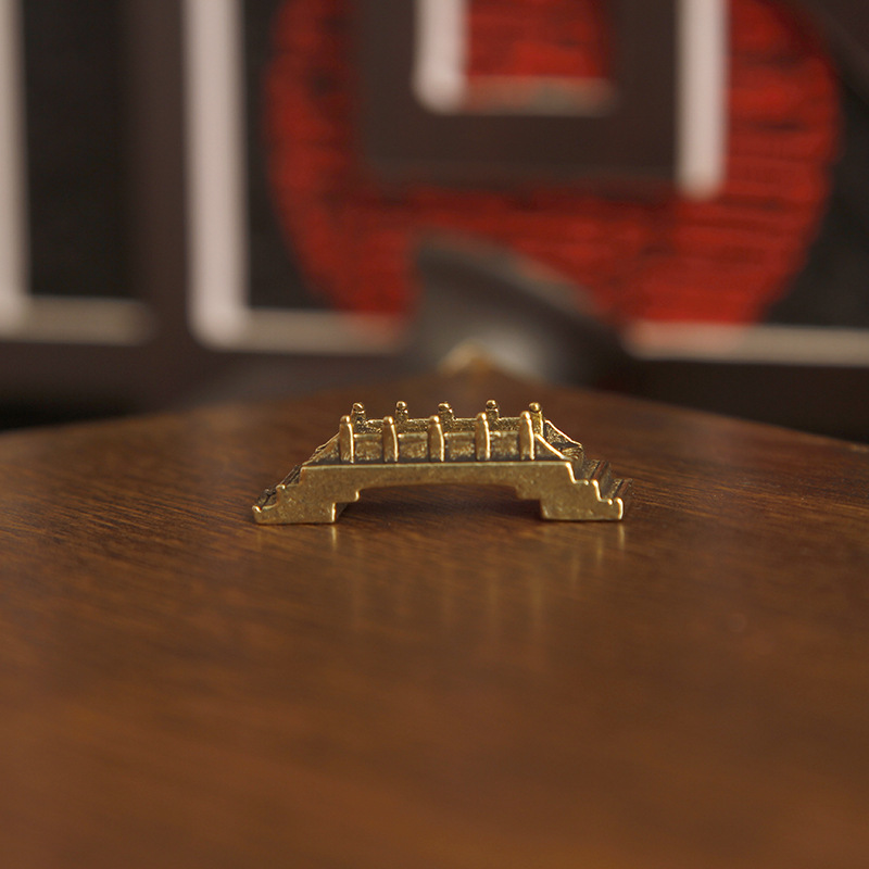 Mini Desktop Ornament Vintage Brass Fisherman On Bridge For Home Office Decoration 7