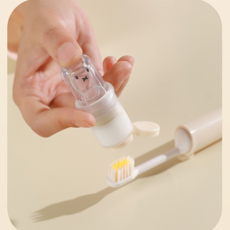 Toothbrush Toothpaste Organizer Cute Design For Business Trips 2