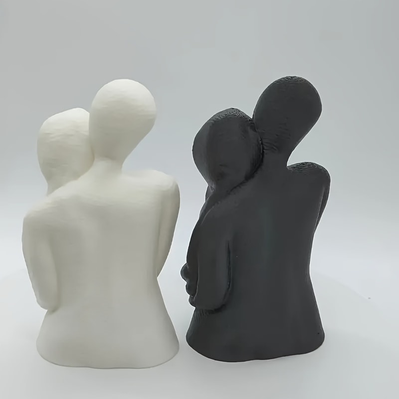 Modern Love Embracing Statues, Embracing Couple Decoration, Perfect Gift Ornaments