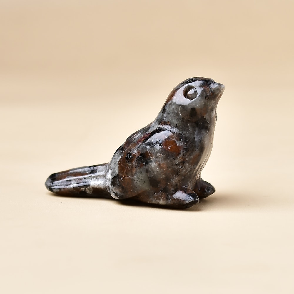 Carved Natural Crystal Bird, Unique Crystal Gift, Decorative Home Item for Elegance