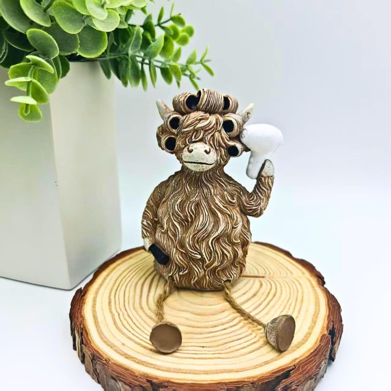 Fun Desktop Decoration Creative Highland Cow Blowing Hair Statue Ornament For Home Office Living Ro 3