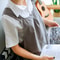 Cotton Linen Cross Back Apron For Women Korean Florist Dress Baking Wrap Solid Color Garden Apron 4