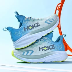 men breathable running shoes with cushioning and non-slip sole