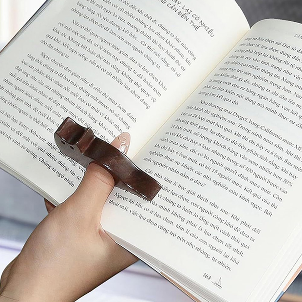 Wooden Pet Cat & Dog Bookmark Ring School Supplies, Page Holder for Students & Pet Lovers