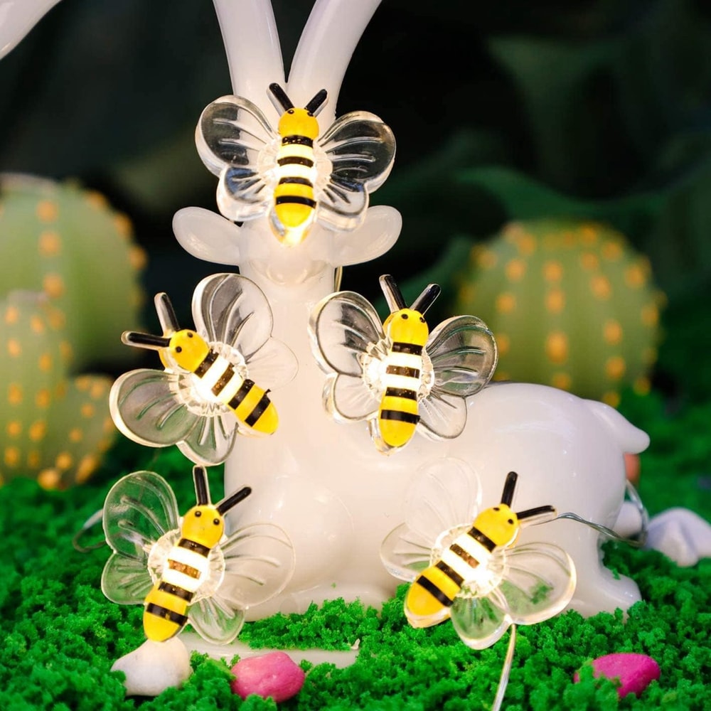Battery Operated Bee String Lights for Bedroom, Patio, Party, and Wedding Decorations Perfect for Xmas and Garden