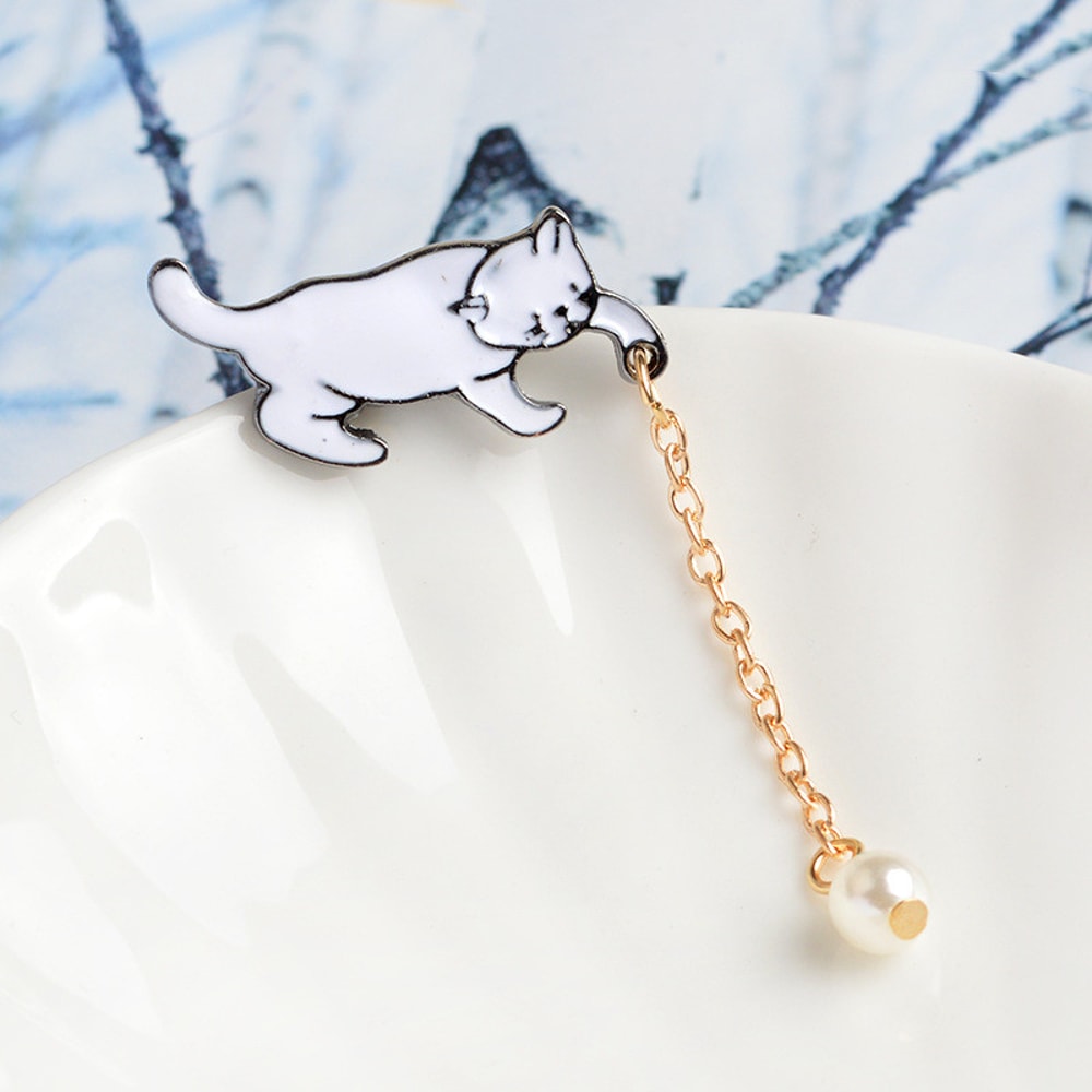 Cartoon Cat Enamel Pin For Women Girls Fashionable Kitten Backpack Collar Brooch Jewelry Gift 3