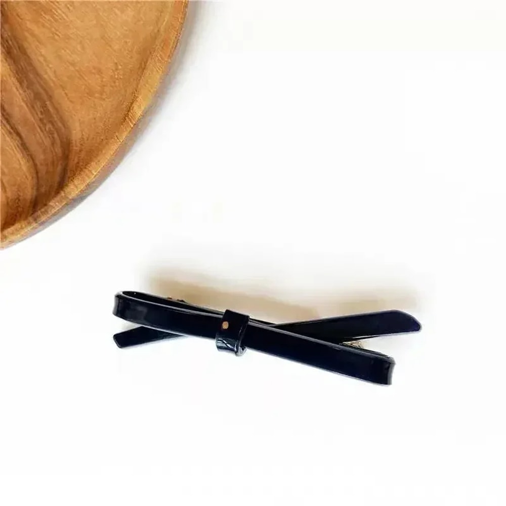 Korean Hairpin Headdress Clip for Girls, Influencer Style Bow Head Clip, Perfect for Banged Hairstyles and Side Clips
