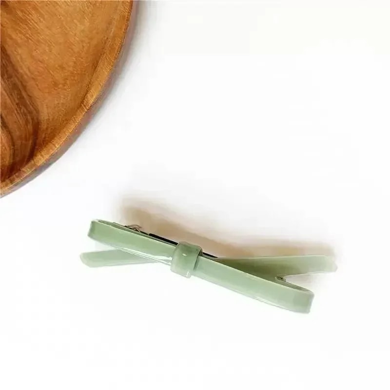 Korean Hairpin Headdress Clip for Girls, Influencer Style Bow Head Clip, Perfect for Banged Hairstyles and Side Clips
