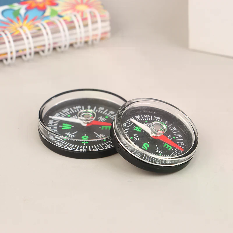 Handheld Pocket Compass for Reliable Outdoor Navigation and Camping Survival