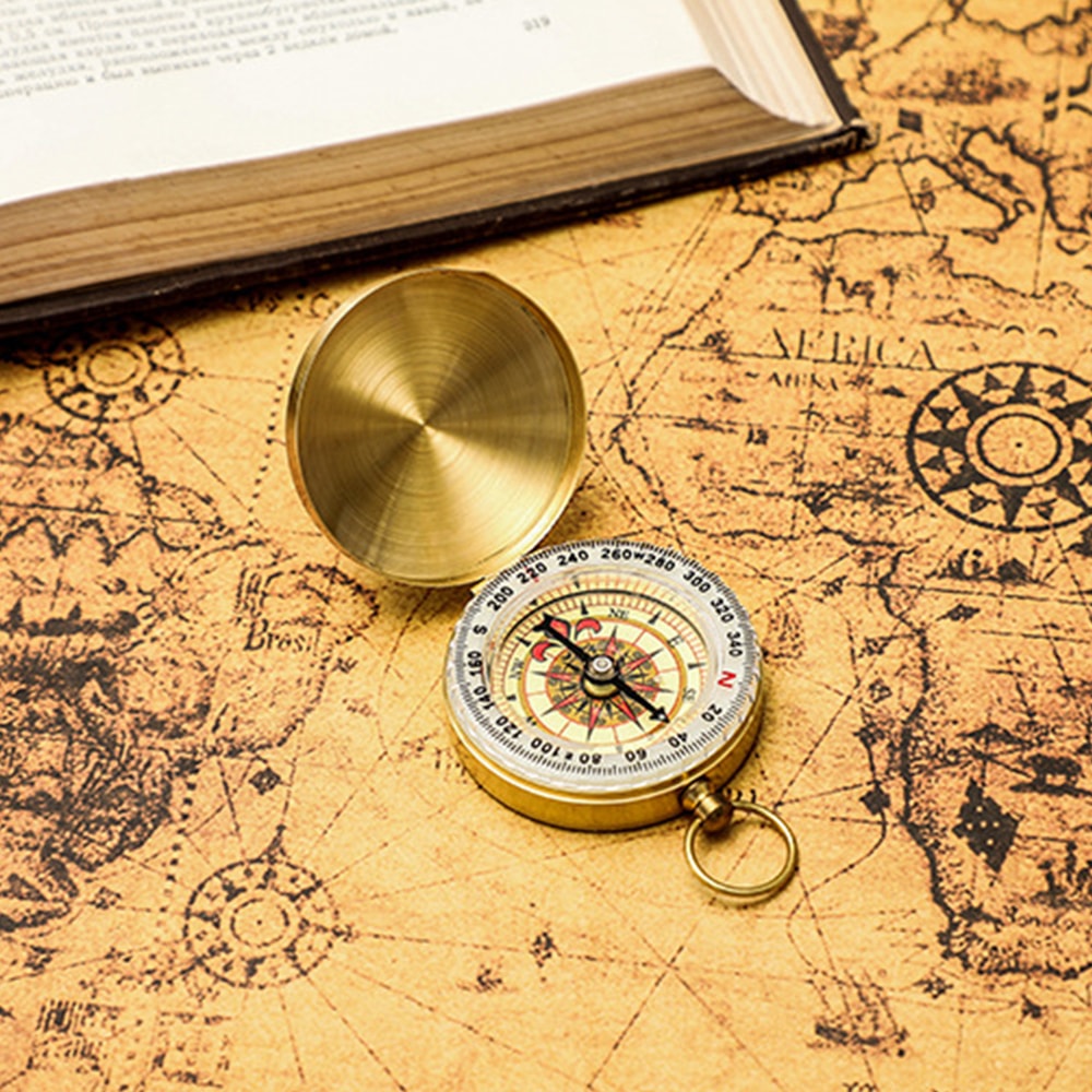 Vintage Outdoor Compass Pure Copper Multifunctional Hiking Tool with Luminous Feature