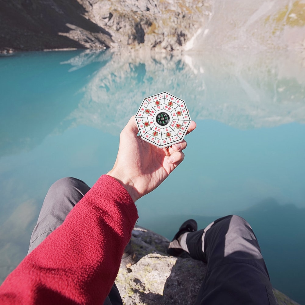 Feng Shui Compass Chinese Pan Ancient Navigation Tool for Outdoor Hiking, Camping, Survival & Retro Divination
