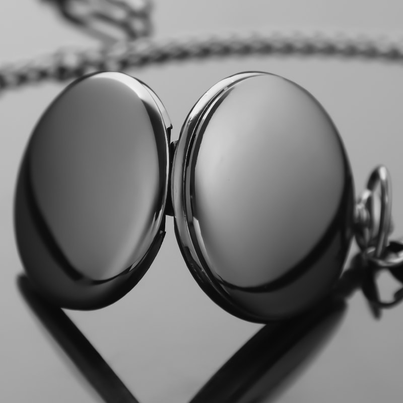 Classic Smooth Design Compass Pocket Watch Outdoor Camping Hiking Navigation Gift For Women And Me 5