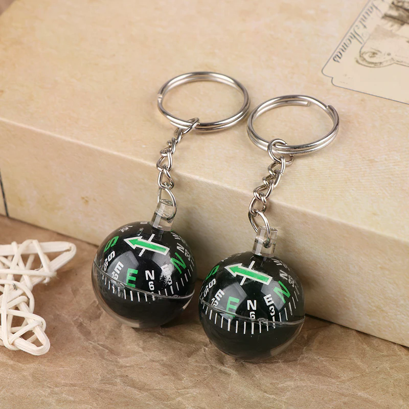 Portable Emergency Compass Keychain Lightweight Survival Tool for Hiking & Camping