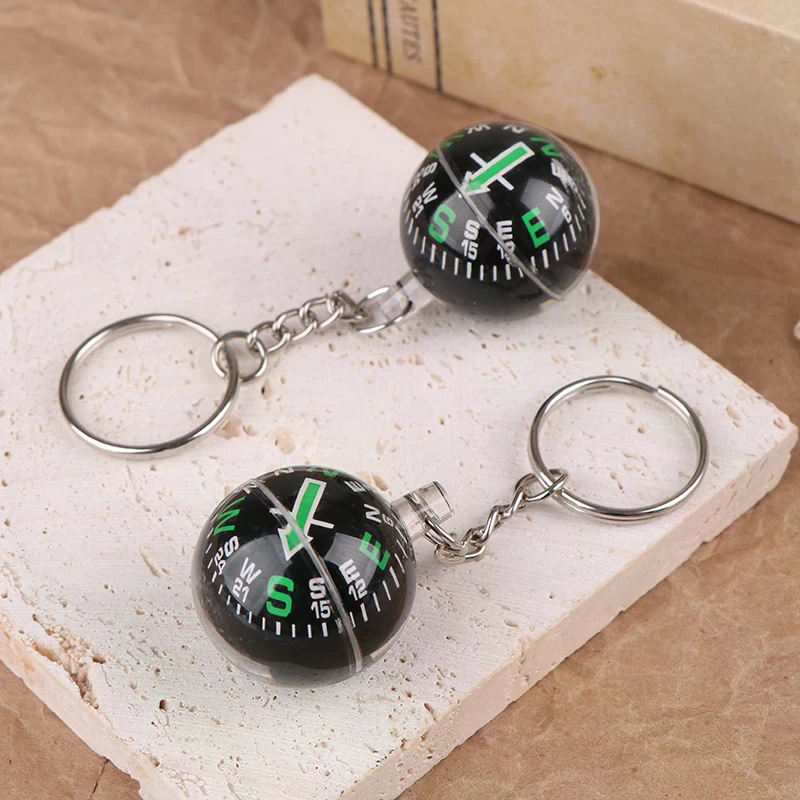 Portable Emergency Compass Keychain Lightweight Survival Tool for Hiking & Camping