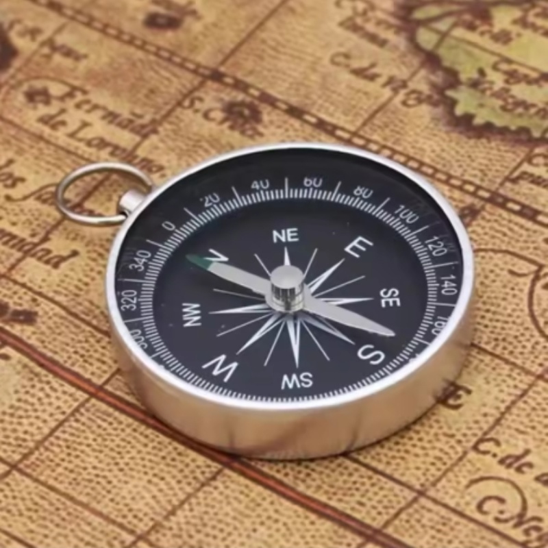 Mini Pocket Compass Keychain – Portable Aluminum Alloy Travel Gift for Outdoor Adventures