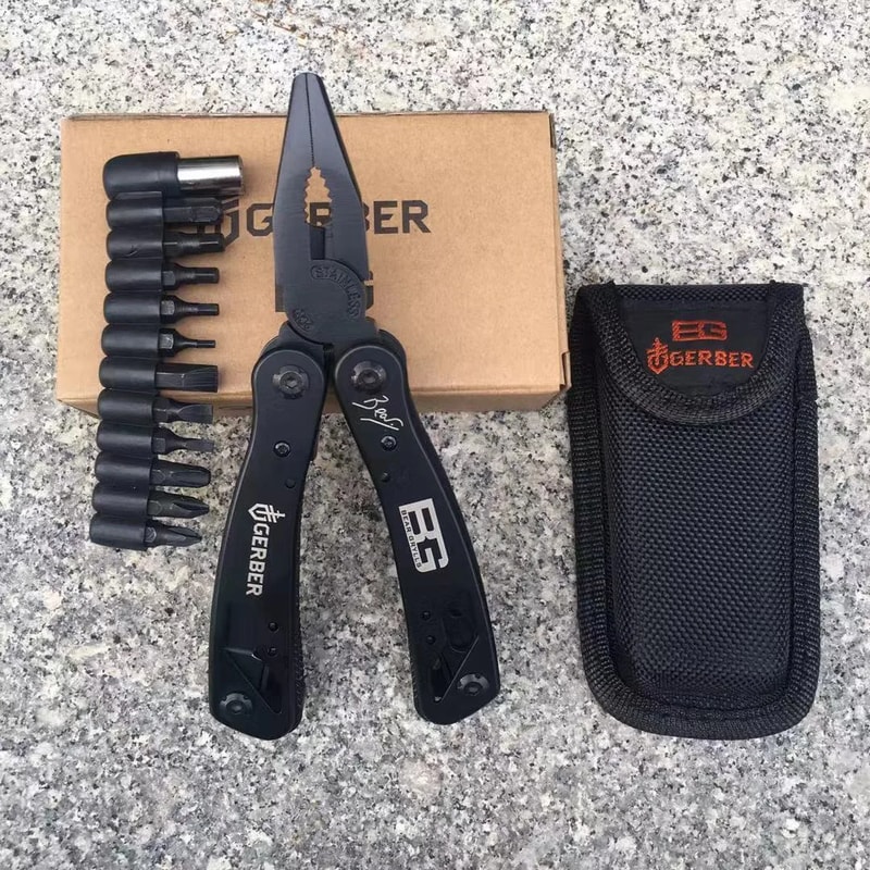 Multifunctional Pocket Knife Swiss Army Tool Portable Folding EDC Camping Survival Knife