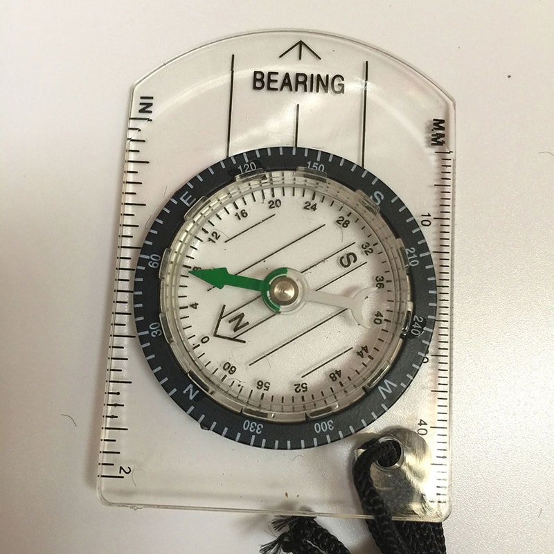 Compact Hiking Compass Navigation Tool Lightweight Survival Map Compass for Outdoor Adventure