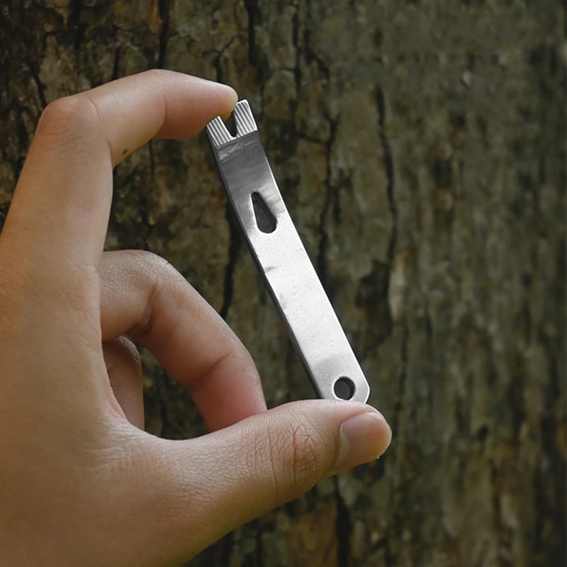Stainless Steel EDC Pry Bar Multi Tool Keychain Compact Mini Survival Tool