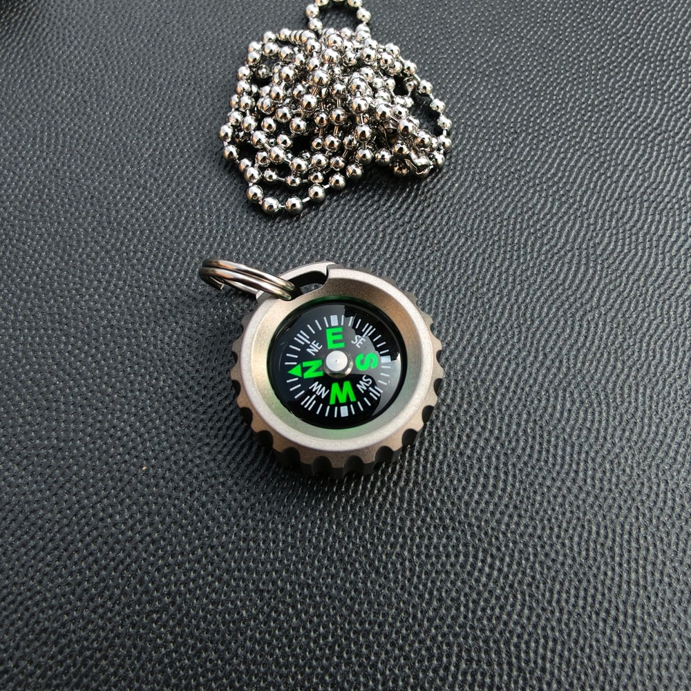 Titanium Alloy Survival Compass Pendant Necklace For Outdoor Navigation Travel Gear 6