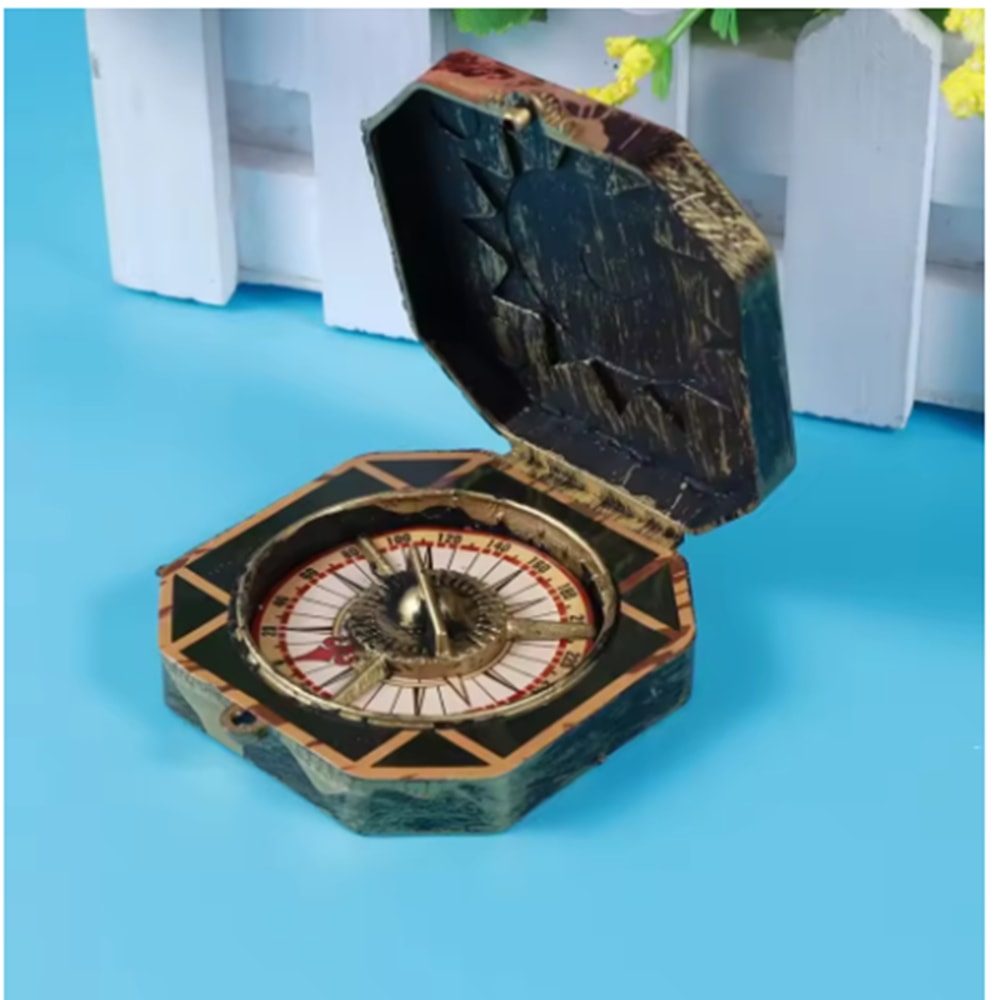 Vintage Pirate Compass Toy for Kids Cosplay Nautical Costume Prop Gift