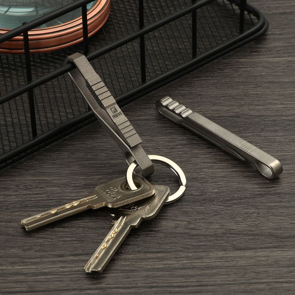Titanium Alloy EDC Keychain Clip Quick Draw Molle Buckle Belt Key Holder