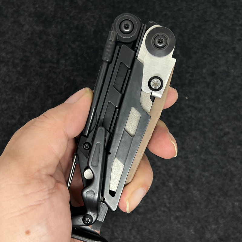 Stainless Steel T-Saw Adapter Holder for Leatherman MUT Multi Tool with Thumb Grip Driver