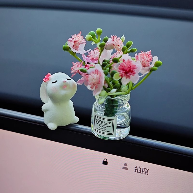 Cute Bunny Car Diffuser Vase Air Freshener Dashboard Ornament