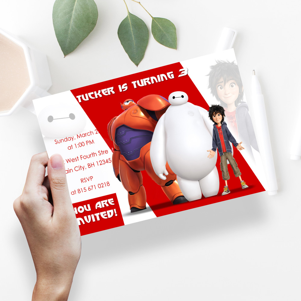 Big-Hero-6--Invitation-Robot-Baymax1a.jpg