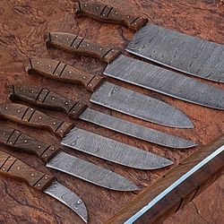 7 pc's high quality hand forged damascus steel kitchen knives set withwalnut wood handle
