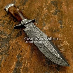 Hand Forged custom Damascus Bowie. knife
