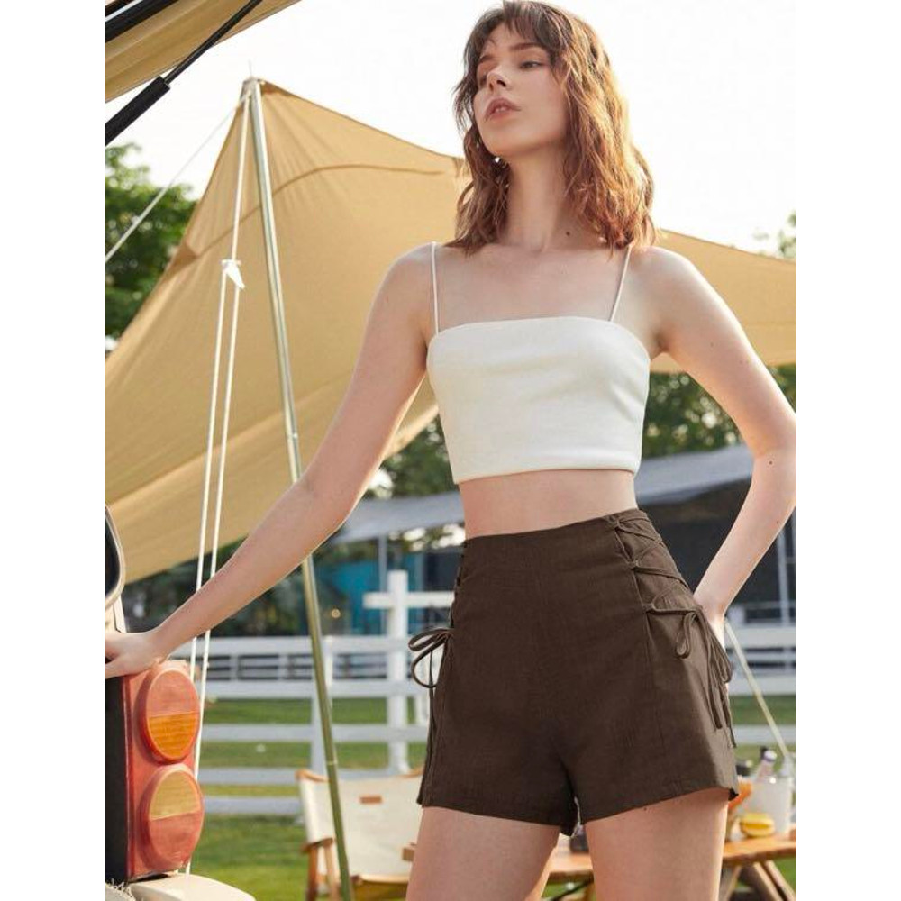 brown_lace_up_shorts_1651373572_f361679a_progressive.jpg