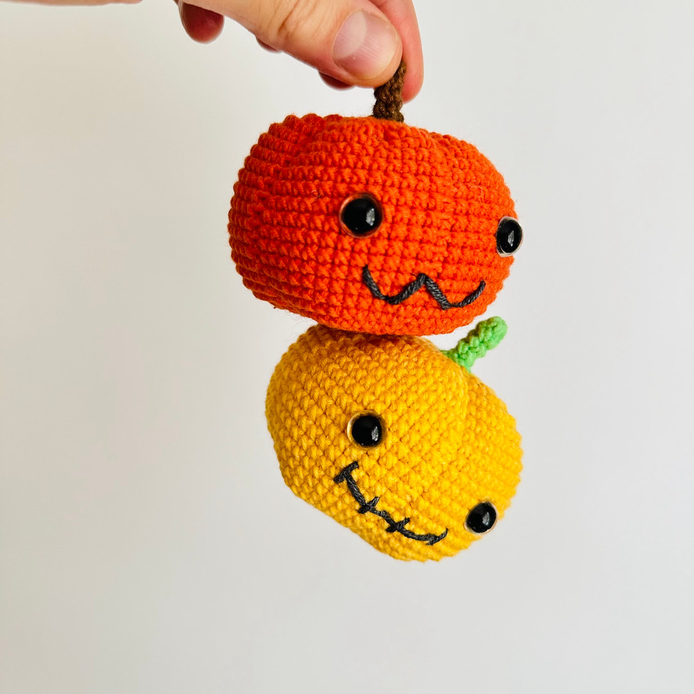 Crochet Pattern Pumpkin Fall Decor Halloween Pumpkin  PDF Pattern 1