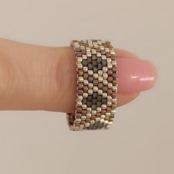 peyote ring pattern.easy bead embroidery ring mosaic peyote ring. simple bead embroidery pattern,ring in boho style.