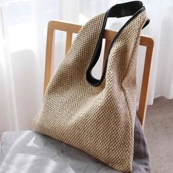 Wicker Beach Bag: Stylish and Functional Companion for Your Beach Days