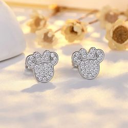 Fashion Disney Kawaii Mickey Mouse Minnie Earring Girl Anime Accessories Simple Trendy Earring Jewelry for Women Birthda