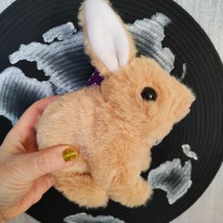 musical hare toy, rabbit quick, gift for 2 year old, plush hare, soft toy, wind-up, interesting toy, little hare,Bunny r