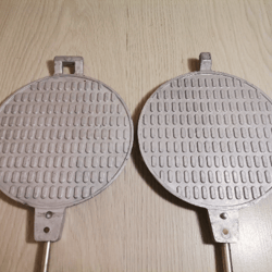 Vintage Aluminum 3D Cookies Form for Baking, Iron Press Waffle Biscuits and Cookies, Kitchen Assistant Decor USSR 21