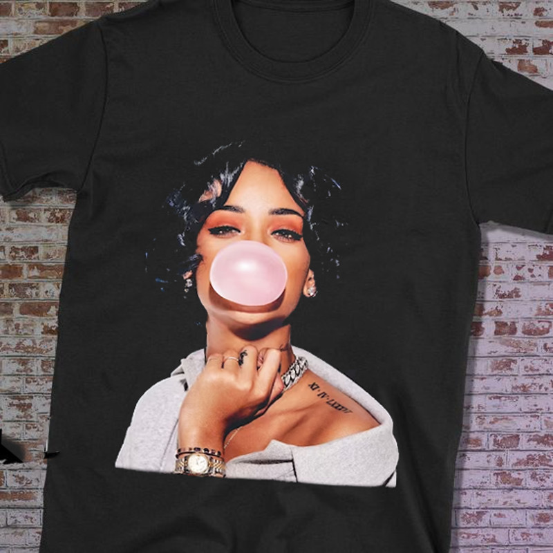 Rihanna Big Face T-shirt Tee Unisex Men Women Full Size S to 5XL.png