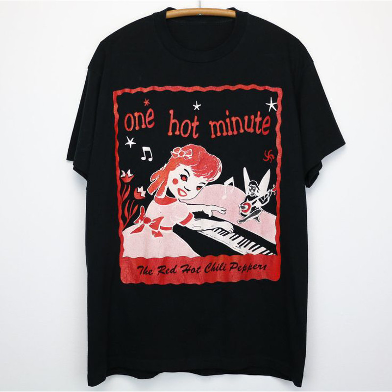 Red Hot Chili Peppers One Hot Minute T-shirt LI368.png