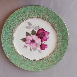 Antique bohemian porcelain-plate with floral motifs, Pirkenhammer porcelain plate from Czechoslovakia,